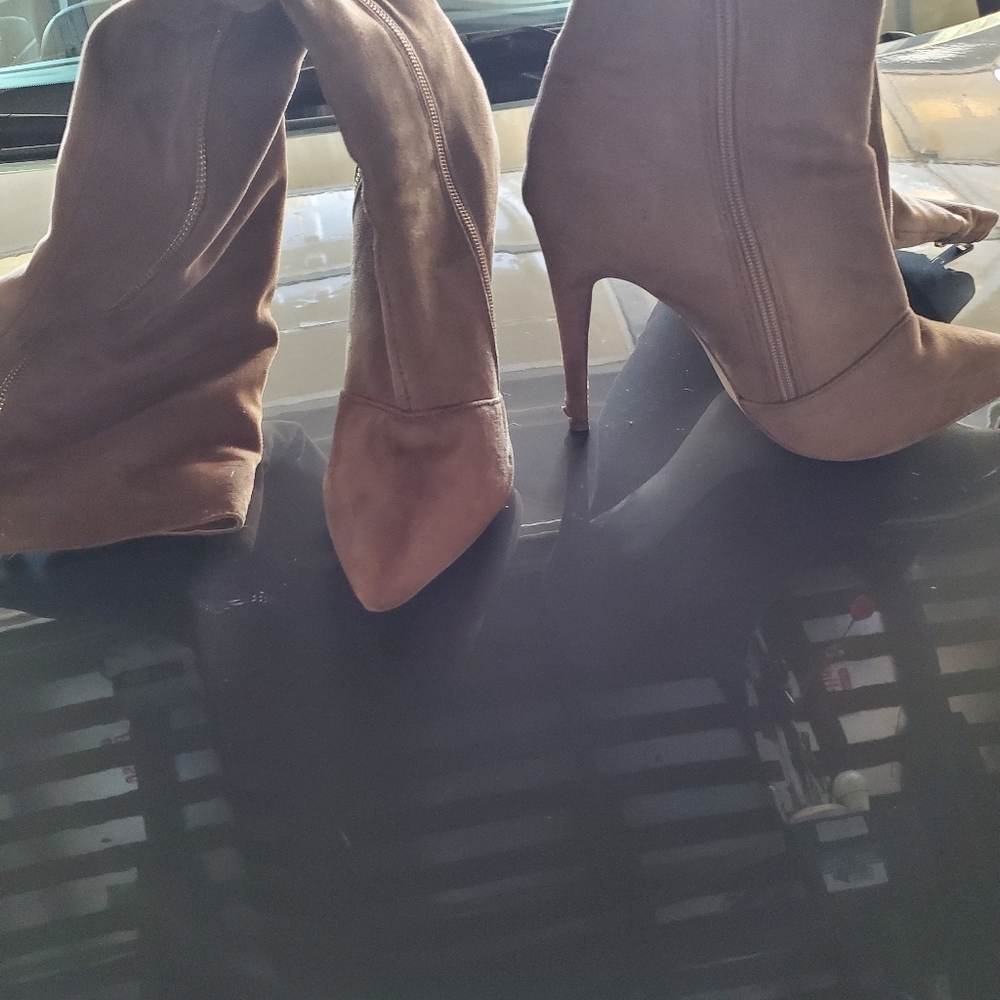 Boots - Picture 2 of 2
